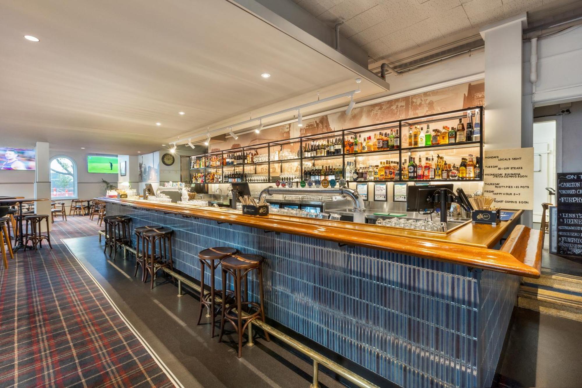 College Lawn Hotel Melbourne Bagian luar foto