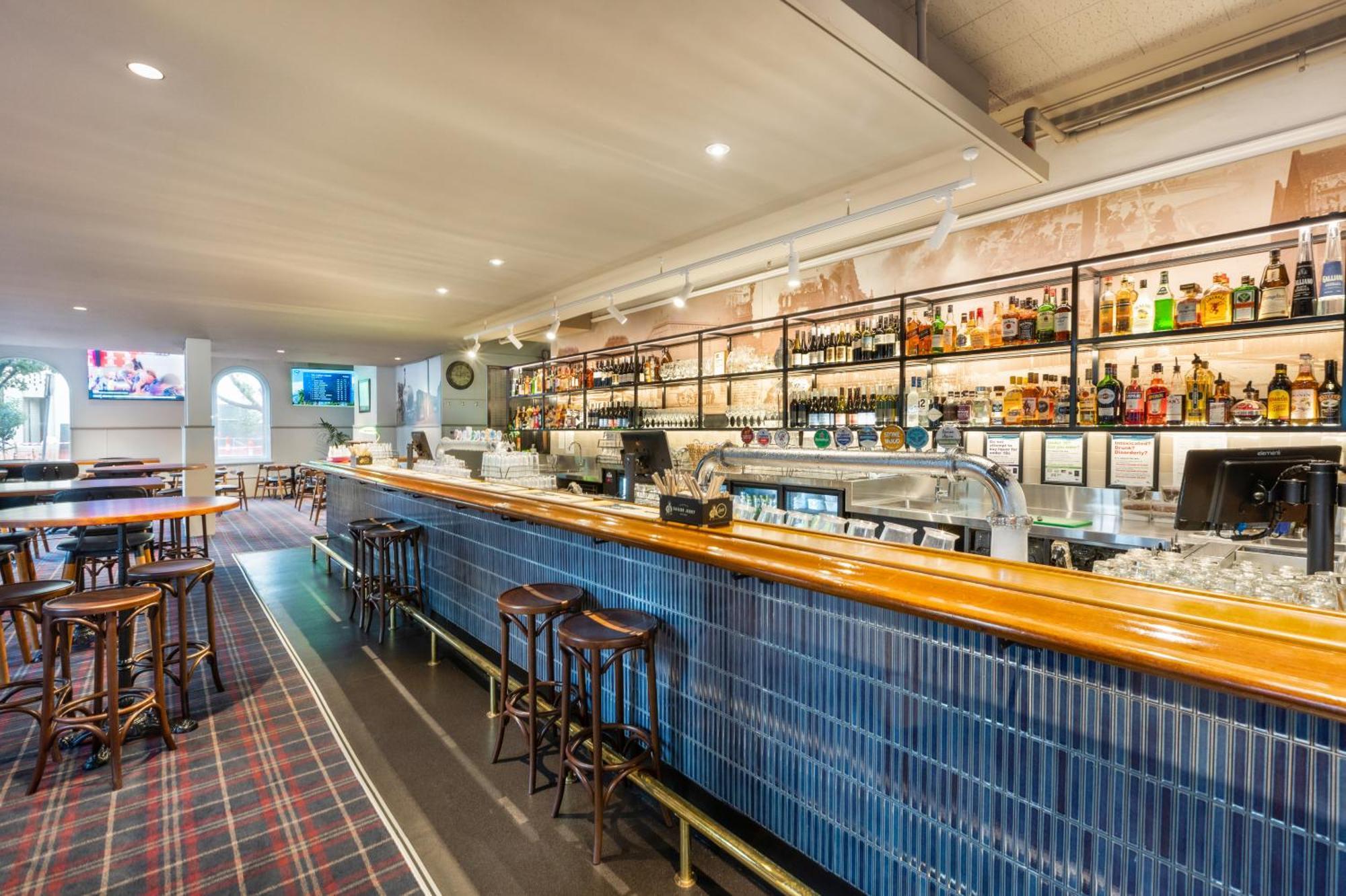 College Lawn Hotel Melbourne Bagian luar foto