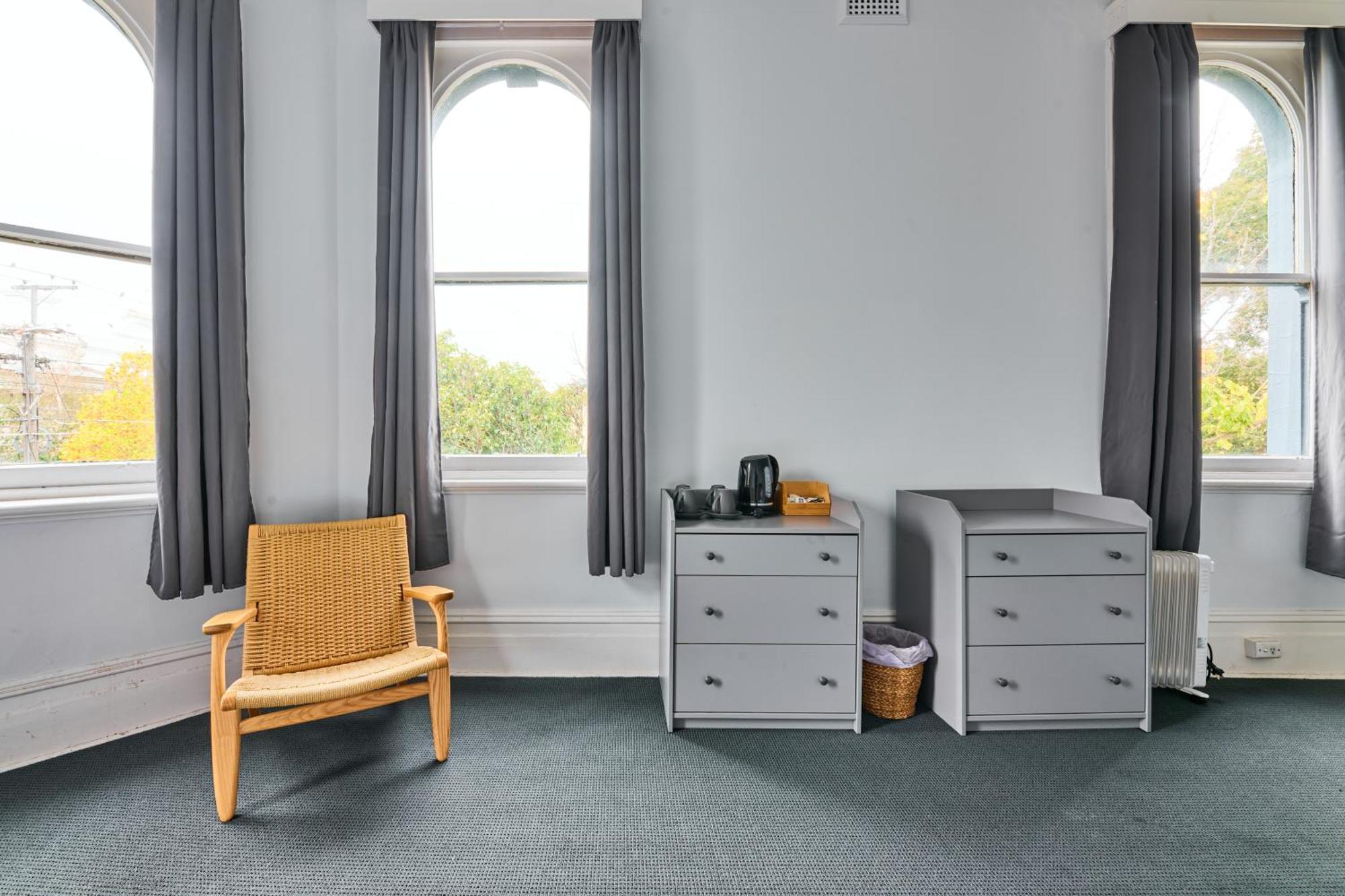 College Lawn Hotel Melbourne Bagian luar foto